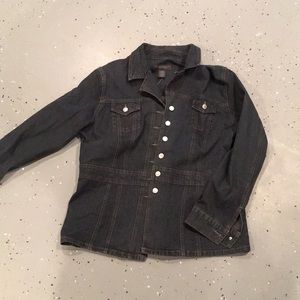 Women’s Banana Republic jean jacket